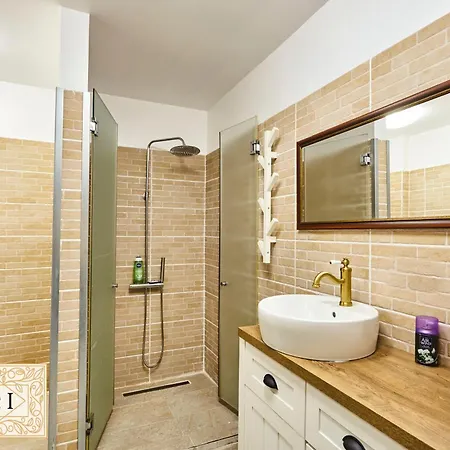 Urban Suites Bliss Bucharest Exterior photo